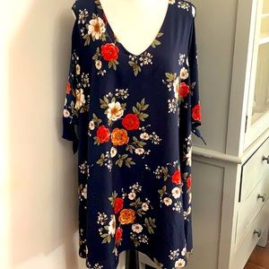 UMGEE navy floral shift dress with cute detailing